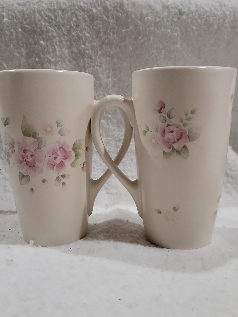 Pfaltzgraff Tea Rose Cream Latte / Coffee Mugs with Pink Rose Floral Design